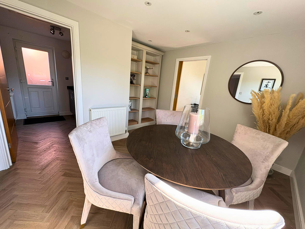 Harrow Drive Headley